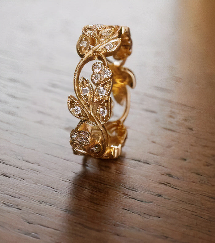 Vintage Bright Ivy Zirconia Ring