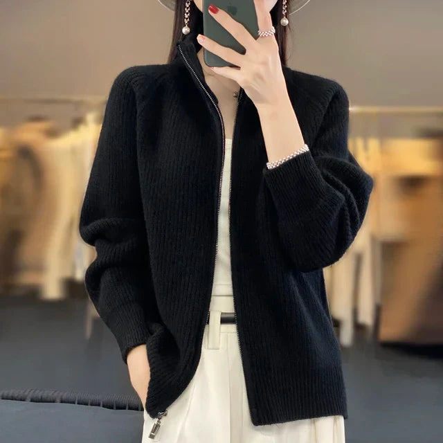 Margaret - Elegant Warm Cardigan