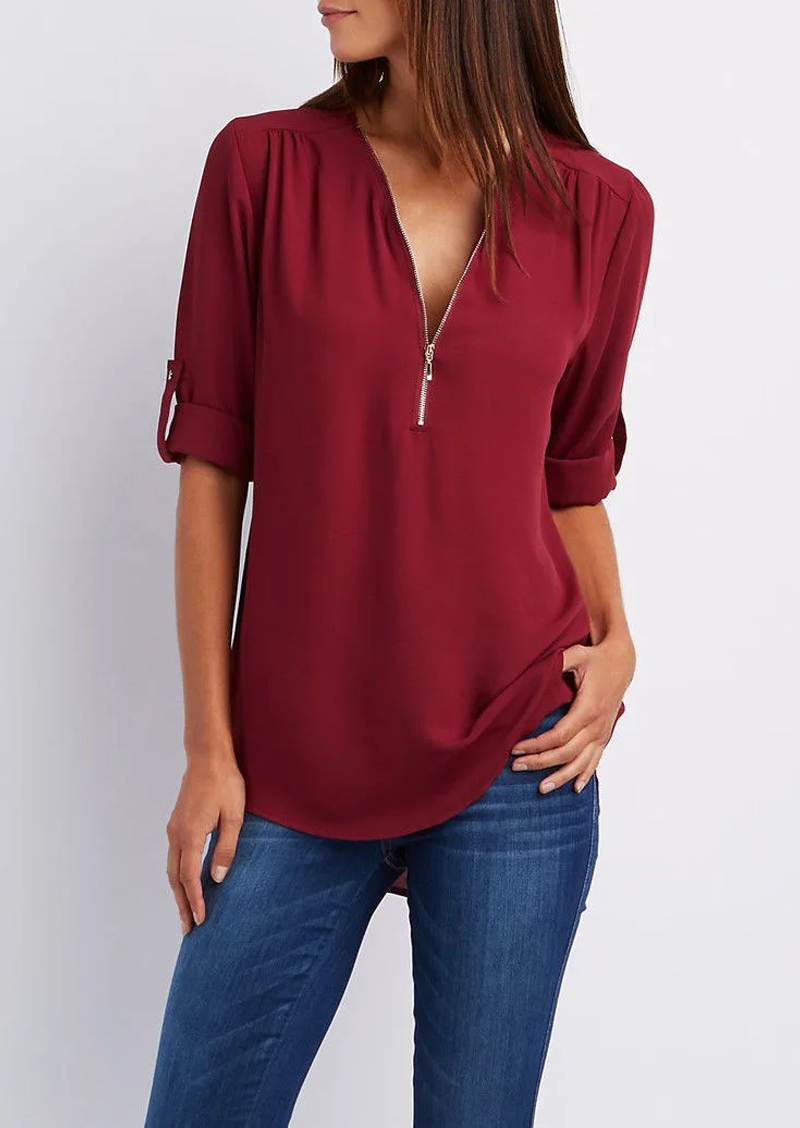 Tina - Blouse with V-neck and zip