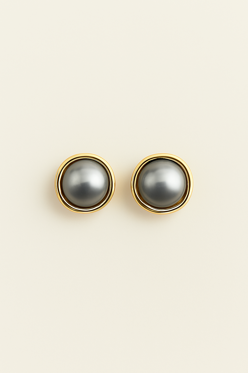 Elegant Black Pearl Earrings