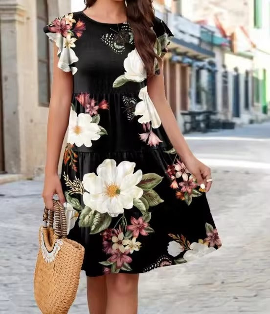 Comfortable floral dress, perfect for casual outings and warm weather occasions.